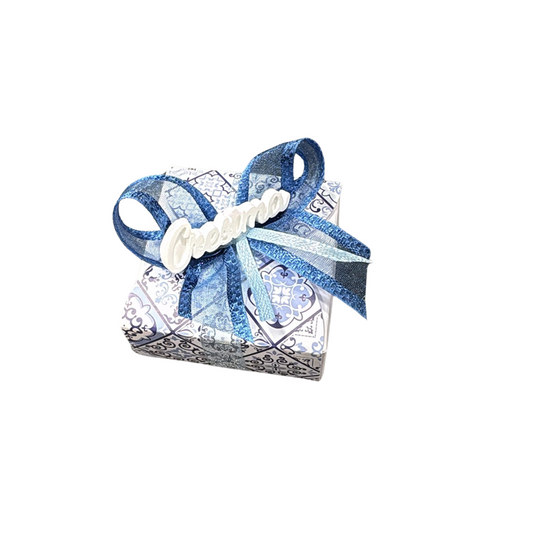 Scatolina in Cartoncino Stile Maiolica con Scritta "Cresima" – Completa di Confetti