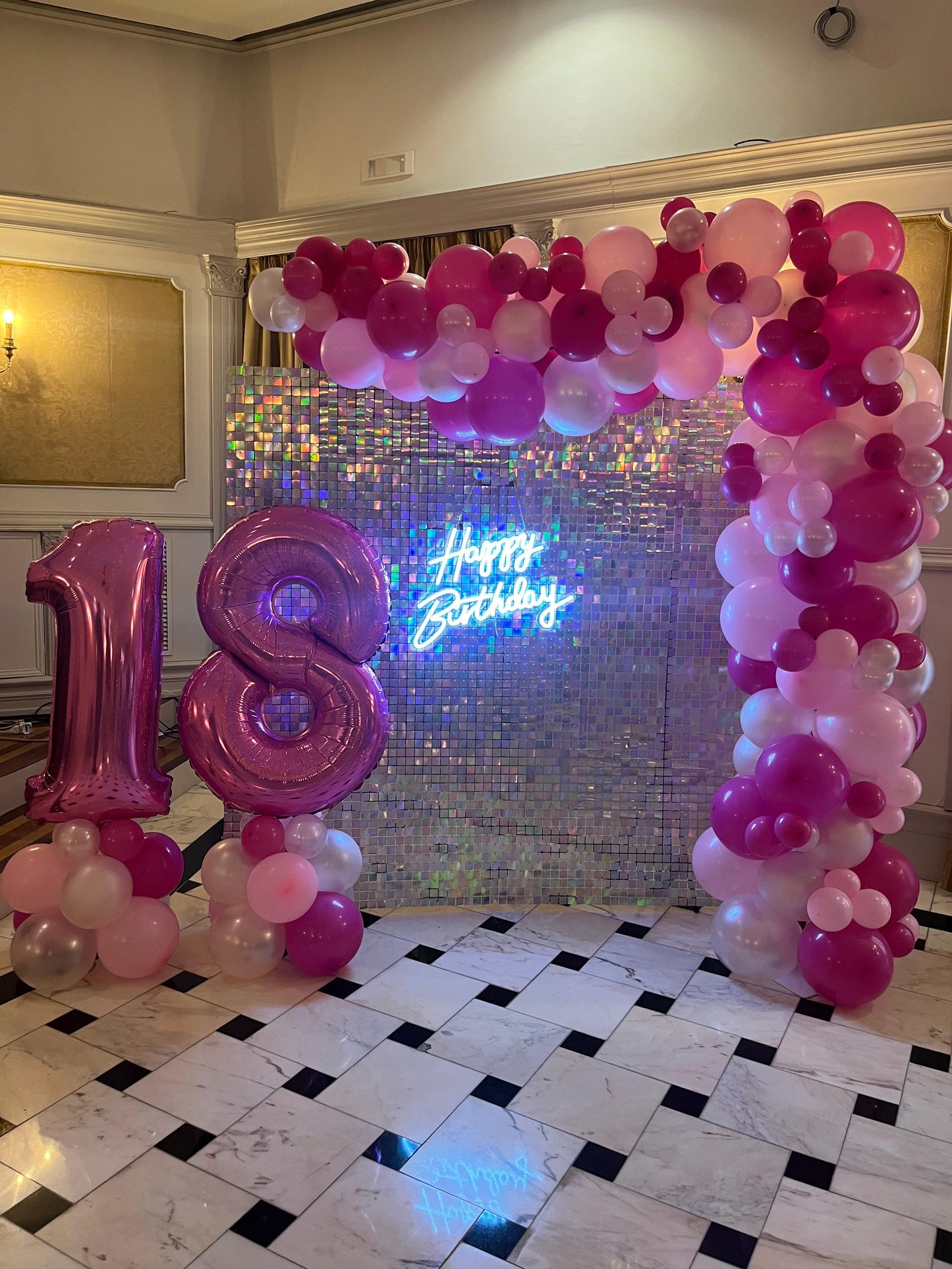 Allestimento palloncini 18 anni Personalizzabile con Arco e Numeri